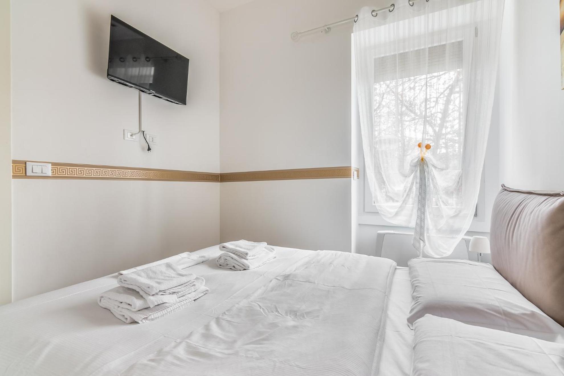 Milano Vetra-Parco Delle Basiliche 2 Pax- Wifi- Banfi Lägenhet Exteriör bild